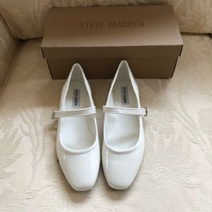NEW Steve Madden Mary Jane Flats